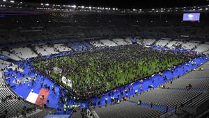 Die Nationalmannschaften von Frankreich und Deutschland spielten an diesem schrecklichen Abend ...