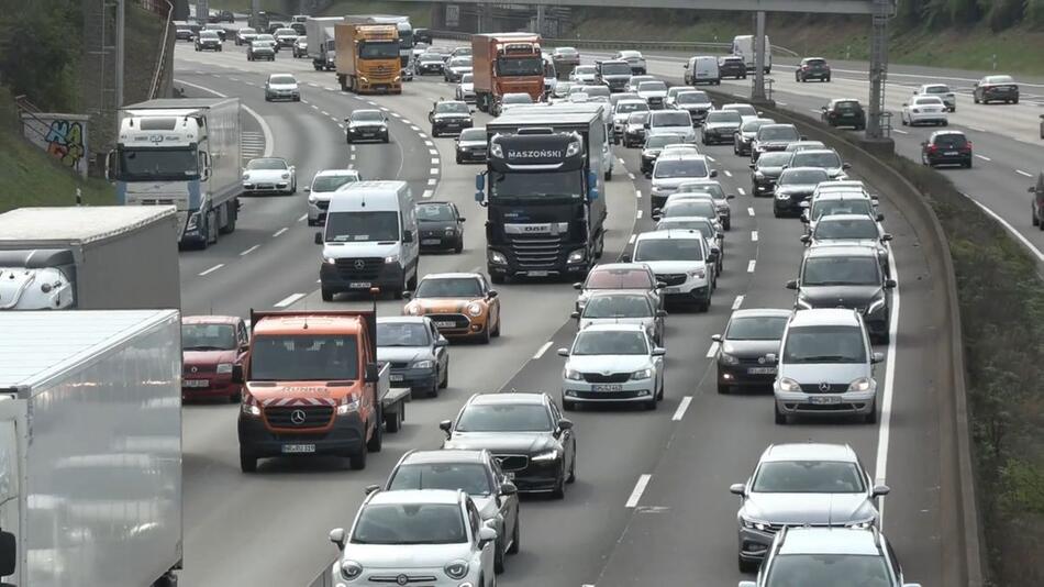 Ferienbeginn in mehreren Bundesländern: Staus auf Autobahnen erwartet