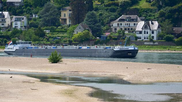 Niedrigwasser am Rhein - Oberwesel