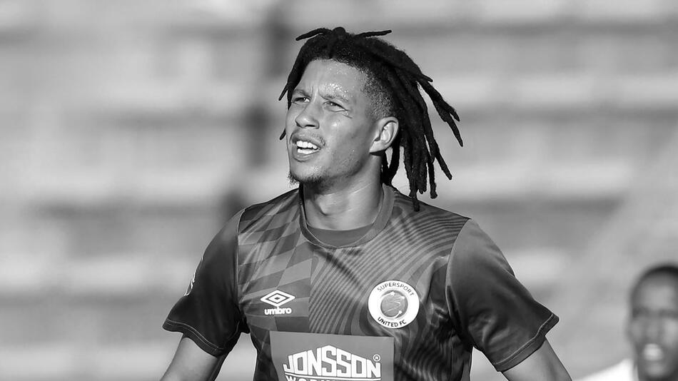 Der südafrikanische Fußballer Luke Fleurs (hier 2023 im Trikot von Supersport United) ist gestorben.