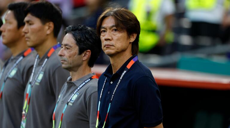Südkoreas Trainer Hong Myung-bo ist nach der enttäuschenden WM zurückgetreten.