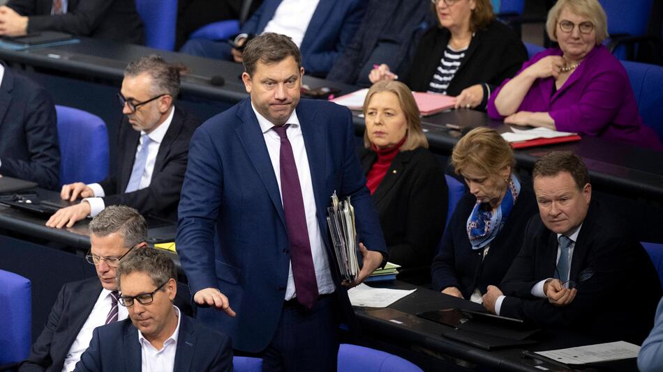 Mehrheit der Deutschen lehnt Parität im Wahlrecht ab