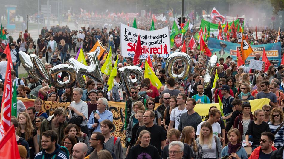 Demo gegen neues niedersächsisches Polizeigesetz