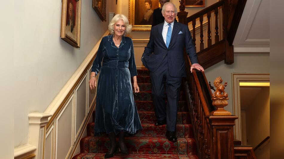 Königin Camilla und König Charles gedenken zum Muttertag ihrer verstorbenen Mütter.