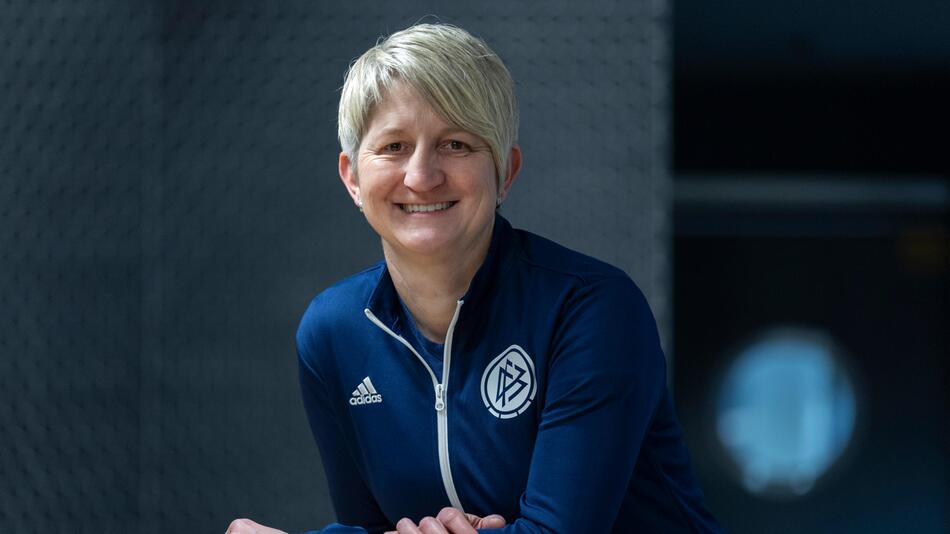 Sportliche Leiterin der DFB-Schiedsrichterinnen ist seit 1. Januar 2023 Christine Baitinger