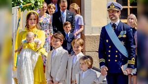 Prinzessin Sofia und Prinz Carl Philip, hier bei Prinzessin Ines' Taufe, teilen selten Videos ...