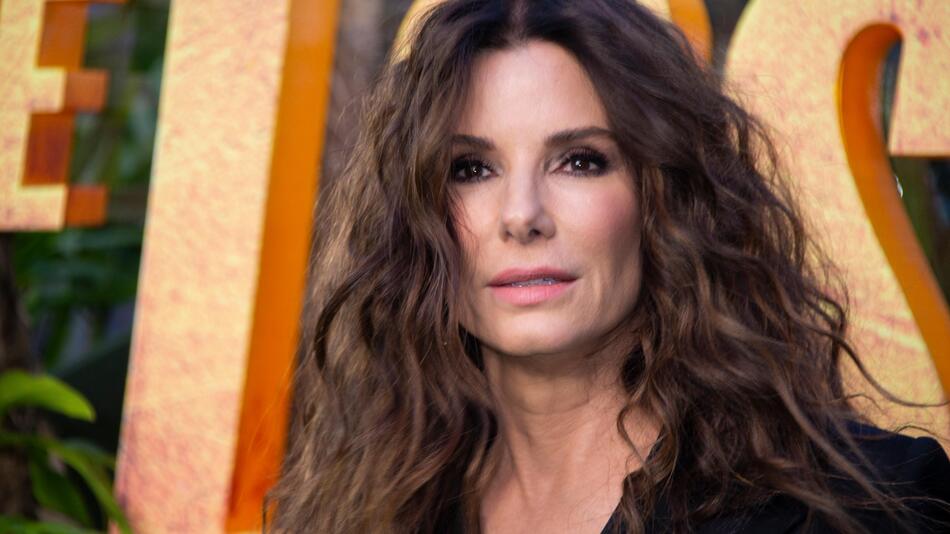 Sandra Bullock gibt seltene Einblicke in ihre Familie