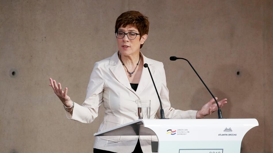 Annegret Kramp-Karrenbauer