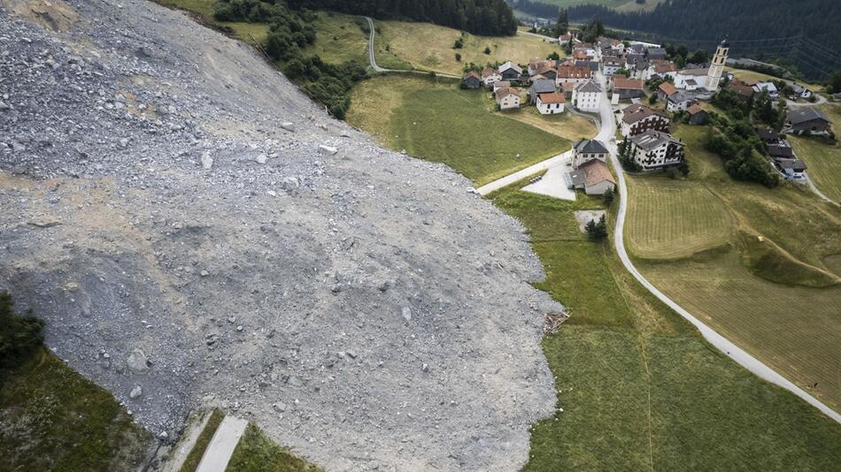 Schweizer Bergdorf Brienz droht neuer Schuttstrom