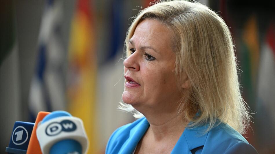 Bundesinnenministerin Nanvy Faeser in Brüssel