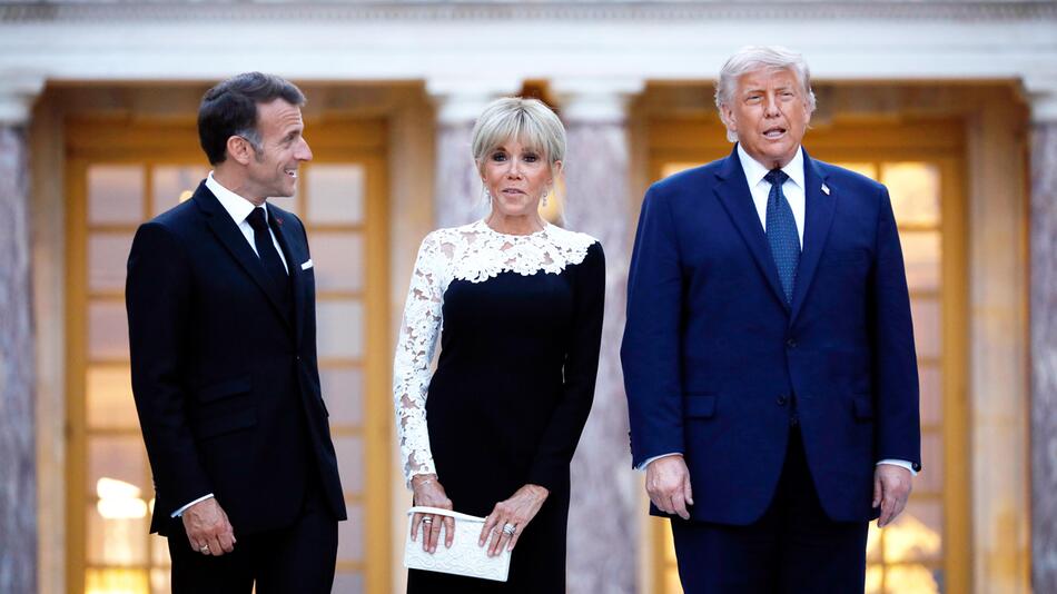 Brigitte Macron glänzt in Versailles