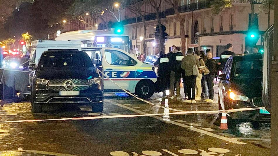 Ein SUV-Fahrer hat einen Radfahrer im 8. Arrondissement nach einem Streit überfahren und getötet.