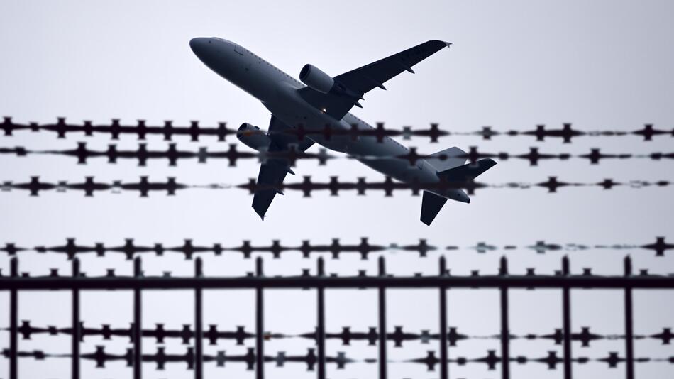 Was die geplanten EU-Abschiebezentren für abgelehnte Asylbewerber bedeuten