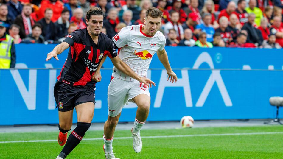 Leverkusen baut Führung gegen Leipzig aus