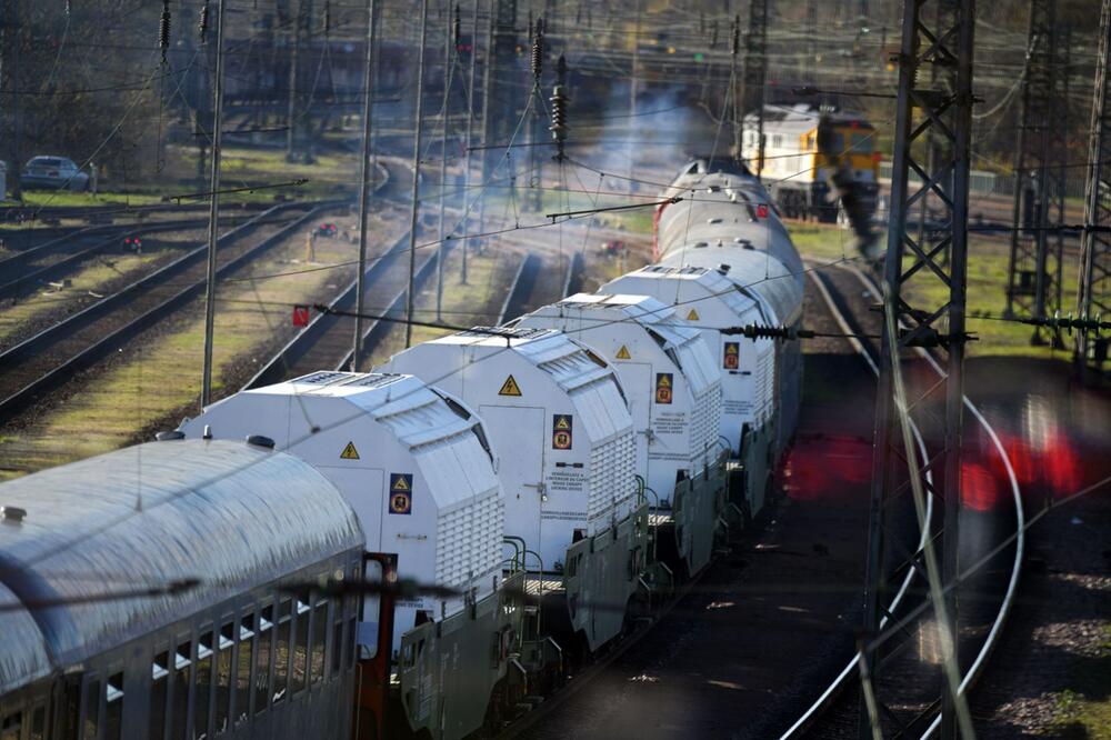 Castor-Transport auf dem Weg nach Philippsburg