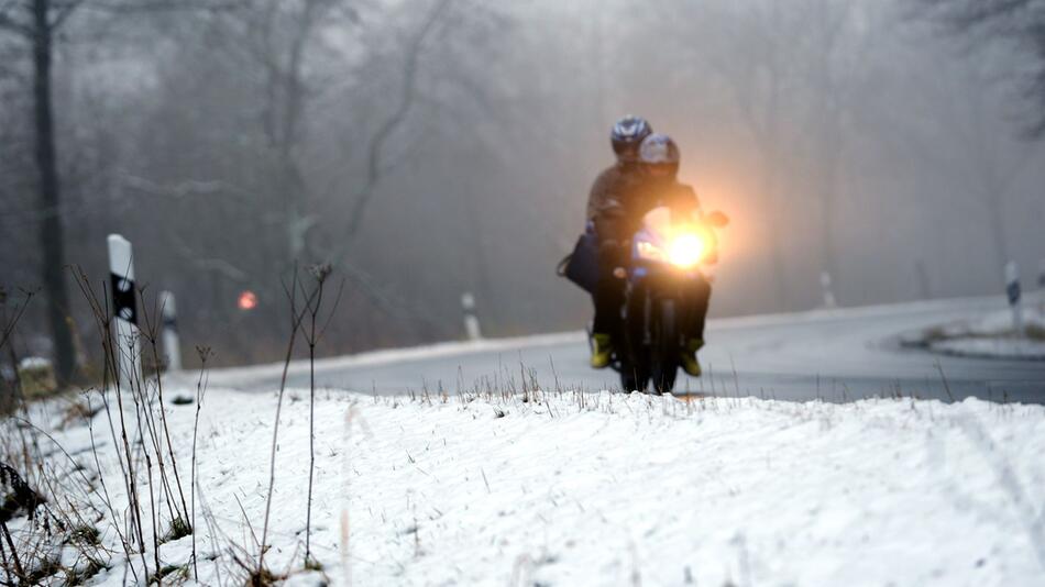 Motorrad und Roller: So halten Sie im Winter warm